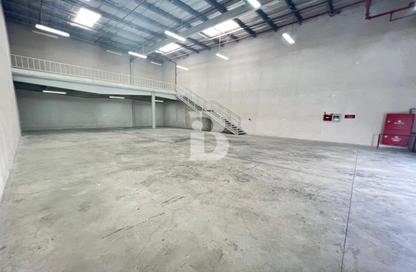 Warehouse - Studio for rent in Dubai Investment Park 2 (DIP 2) - Dubai Investment Park (DIP) - Dubai