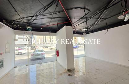 متجر - استوديو للايجار في شارع 20 - النهدة - الشارقة متجر - استوديو للايجار في شارع 20 - النهدة - الشارقة