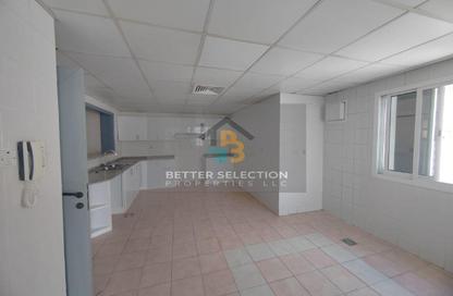 Villa - 4 Bedrooms - 4 Bathrooms for rent in Jumeirah 2 Villas - Jumeirah 2 - Jumeirah - Dubai
