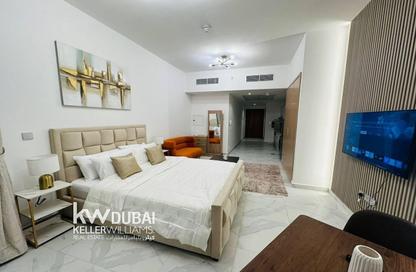 Apartment - Studio - 1 Bathroom for rent in Millennium Binghatti Residences - Business Bay - Dubai