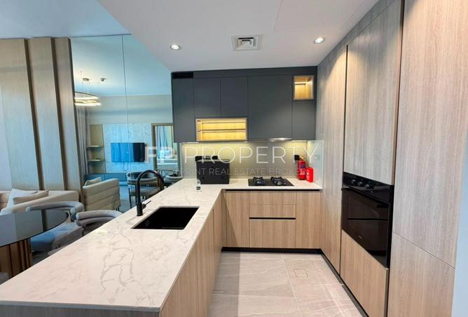 HIGH FLOOR | LUXURIOUS 1BHK |STUDY ROOM photo 3