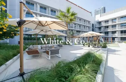 Apartment - Studio - 1 Bathroom for rent in Luma 22 - District 10 - Jumeirah Village Circle - Dubai