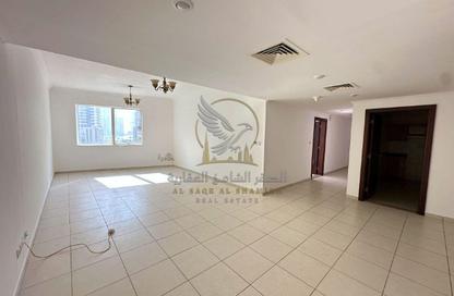 Apartment - 3 - 4 for rent in New Al Taawun Road - Al Taawun - Sharjah
