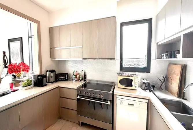106411570 - Property Image 2