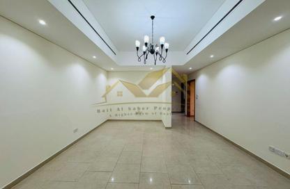 Apartment - 2 - 2 for rent in Al Hudaiba - Bur Dubai - Dubai