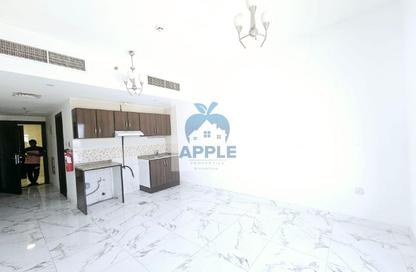 Apartment - Studio - 1 for rent in Muwaileh Commercial - Sharjah
