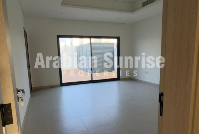 93994038 - صورة العقار 2