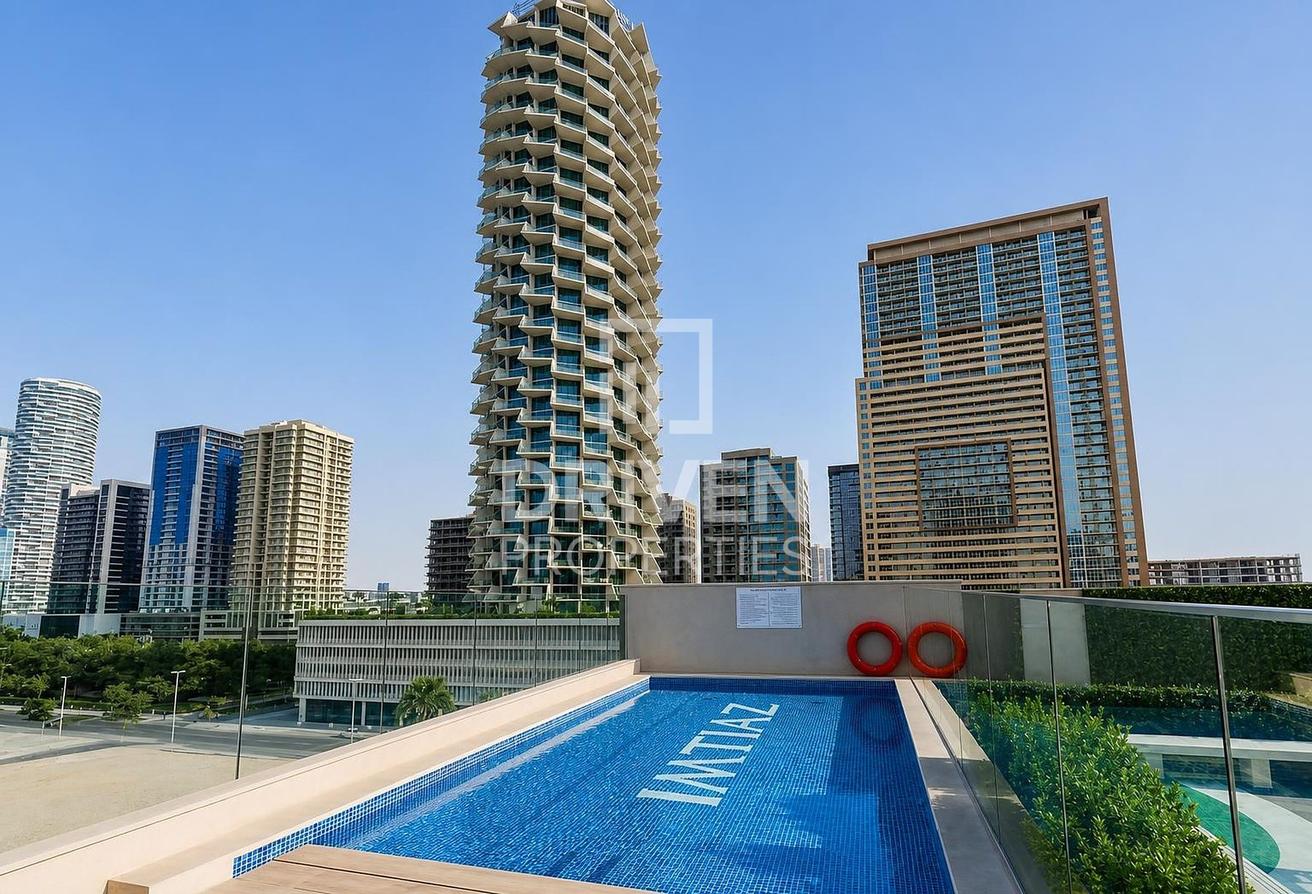 Elegant Apartment | Great Location | Park View photo 15