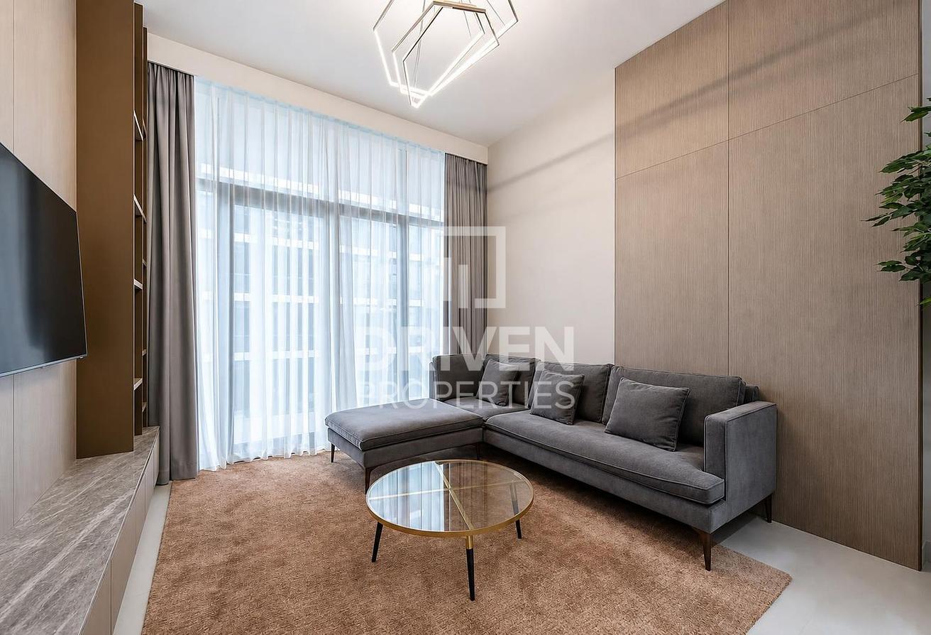 Elegant Apartment | Great Location | Park View photo 2