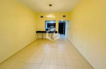 Apartment - 2 - 3 for rent in Summer 2 - Summer - Seasons Community - District 15 - Jumeirah Village Circle - Dubai