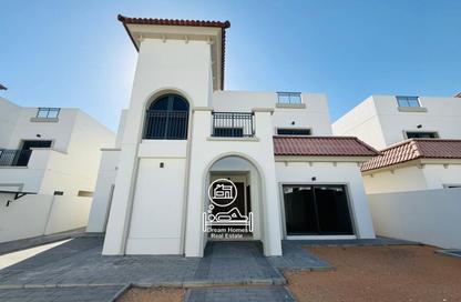 Villa - 4 Bedrooms - 5 Bathrooms for rent in Fay Al Reeman II - Al Shamkha - Abu Dhabi