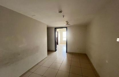 Apartment - 3 Bedrooms - 3 Bathrooms for rent in Al Khan Corniche - Al Khan - Sharjah