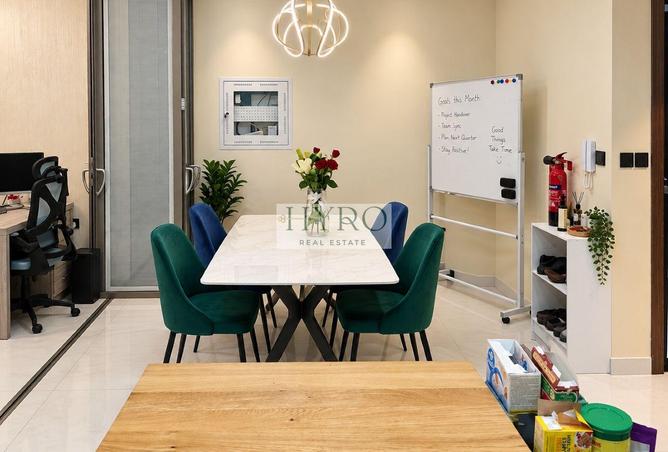 1 BR Convertible to 2 I Furnished I 5* Amenities photo 2