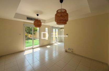 Townhouse - 2 Bedrooms - 2 Bathrooms for rent in Springs 10 - The Springs - Dubai Townhouse - 2 Bedrooms - 2 Bathrooms for rent in Springs 10 - The Springs - Dubai