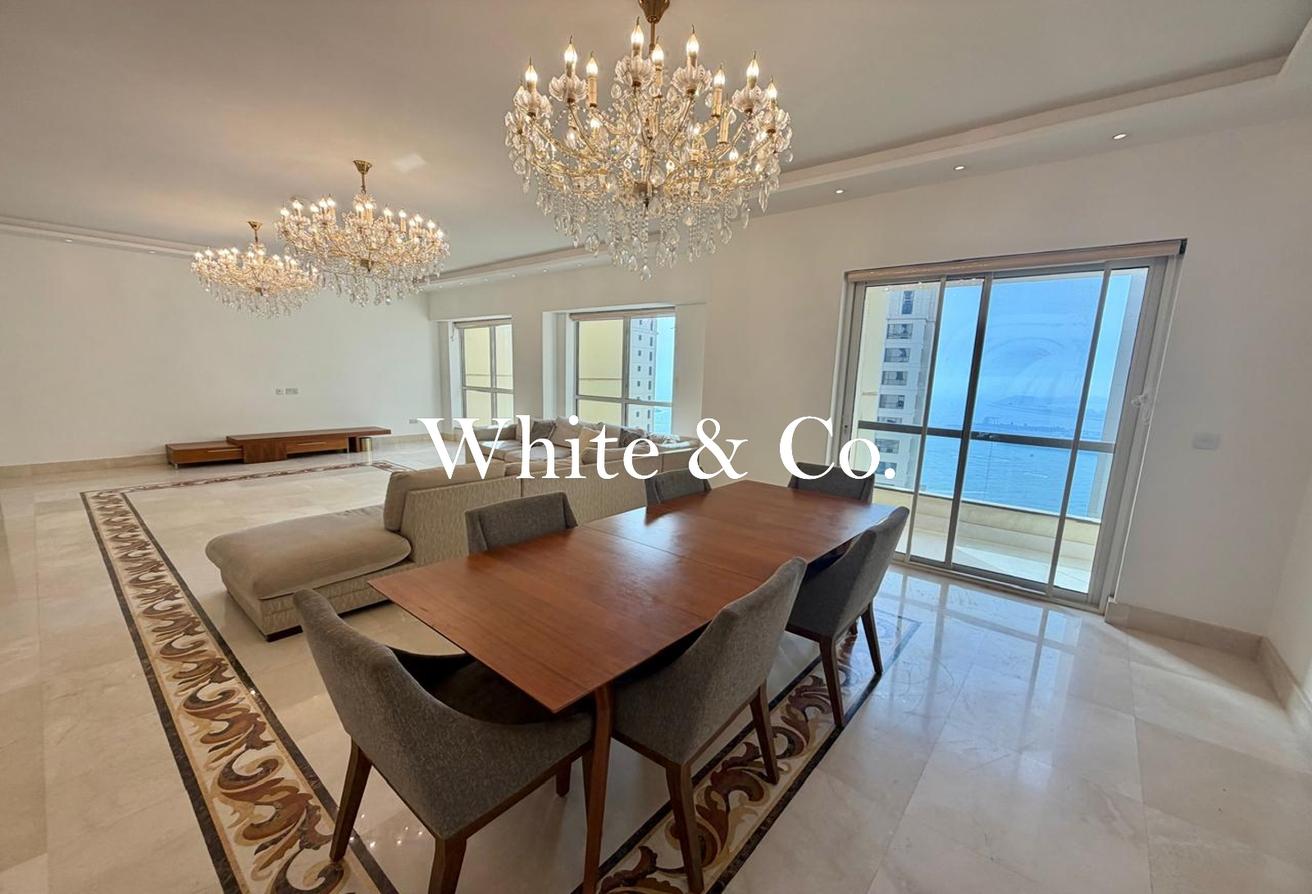 Sea View | High Floor | Really Hot Stock photo 2
