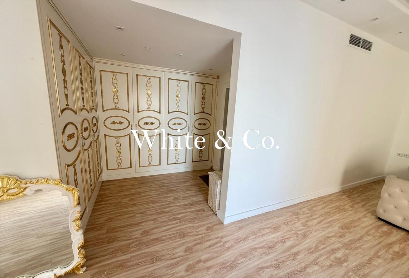 Sea View | High Floor | Really Hot Stock photo 7