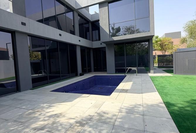 145093158 - Property Main Image