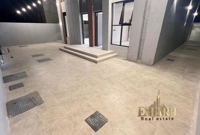 124714427 - Property Image 3