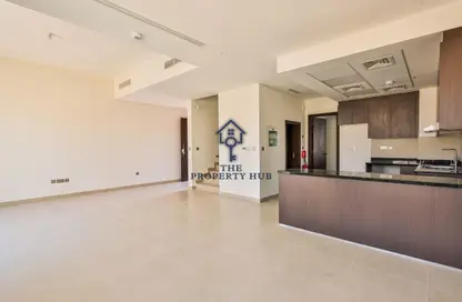 Townhouse - 2 Bedrooms - 3 Bathrooms for rent in Bloom Living - Zayed City (Khalifa City C) - Khalifa City - Abu Dhabi