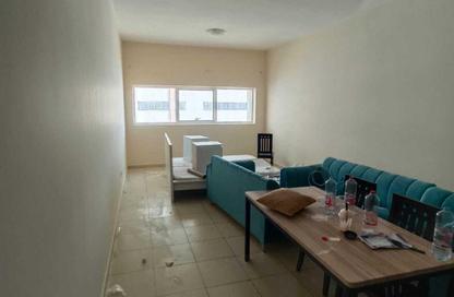 Apartment - Studio - 1 Bathroom for rent in Ajman Creek Towers - Al Rashidiya 1 - Al Rashidiya - Ajman