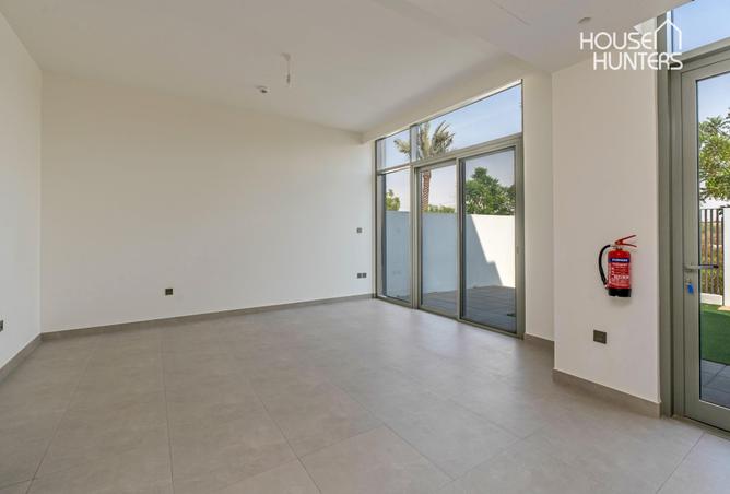 56146446 - صورة العقار 3