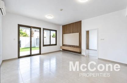 Townhouse - 4 - 4 for rent in Zahra Townhouses - Town Square - Dubai