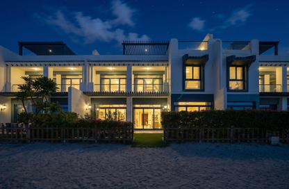 Villa - 5 Bedrooms - 6 Bathrooms for rent in Palma Residences - Palm Jumeirah - Dubai