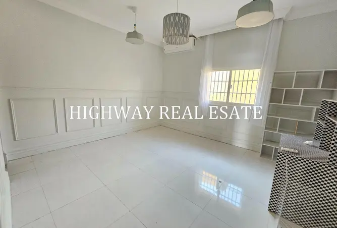 148663415 - Property Image 3