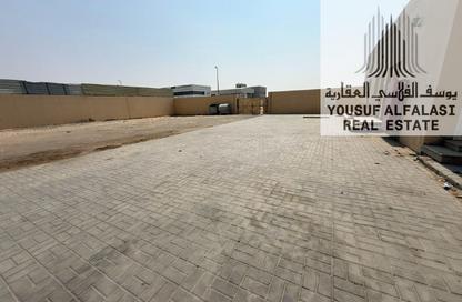 Warehouse - Studio - 4 for rent in Al Sajaa S - Al Sajaa - Sharjah