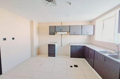 Apartment - 3 Bedrooms - 3 Bathrooms for rent in Al Majaz 3 - Al Majaz - Sharjah