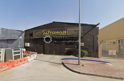 Warehouse - Studio - 1 for sale in Al Khabaisi - Deira - Dubai