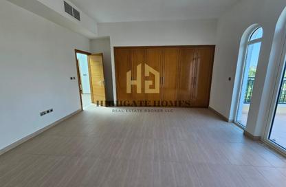 Villa - 4 - 4 for rent in Legacy Nova Villas - District 9 - Jumeirah Park - Dubai