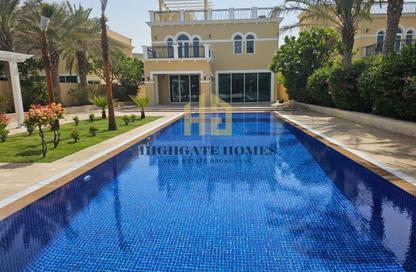 Villa - 4 - 4 for rent in Legacy Nova Villas - District 9 - Jumeirah Park - Dubai