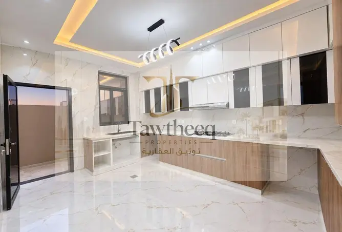 162816715 - Property Image 2