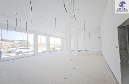 عمارة بالكامل - استوديو - 1 للايجار في الحمرانيه - رأس الخيمة عمارة بالكامل - استوديو - 1 للايجار في الحمرانيه - رأس الخيمة