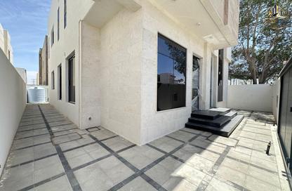 Villa - 5 - 7 for sale in Kabbali Hills - Al Helio 2 - Al Helio - Ajman