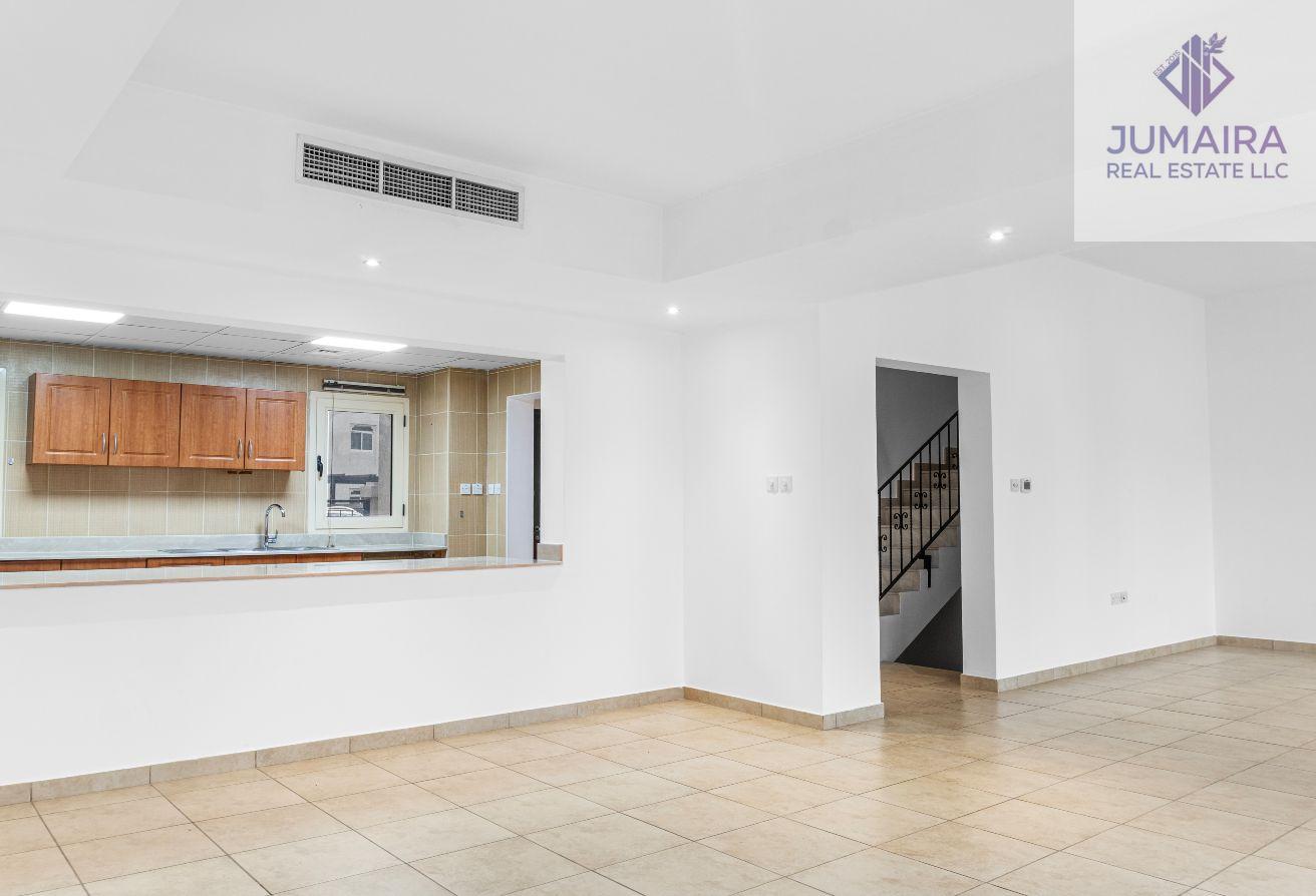 4 Bedroom Townhouse | Private Pool | For Sale