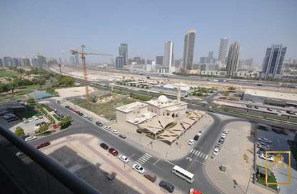 شقة - 1 للايجار في برج حمزة - مدينة دبي الرياضية - دبي
