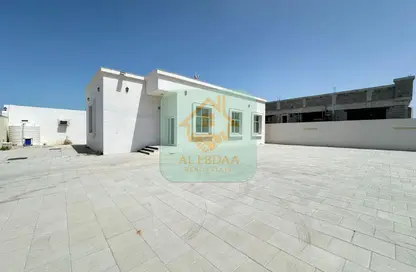 فيلا - 3 غرف نوم - 4 حمامات للايجار في الرفاع - رأس الخيمة