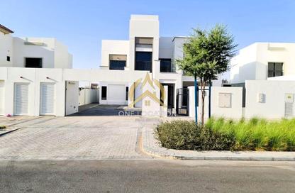 Villa - 4 - 6 for rent in Fay Alreeman - Al Shamkha - Abu Dhabi