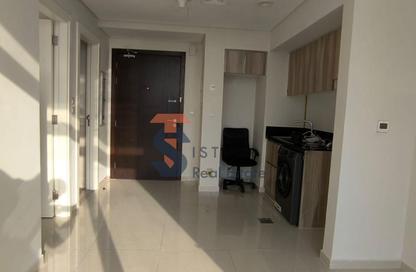 Apartment - 1 - 1 for rent in Golf Vita A - Golf Vita - Damac Hills - Dubai