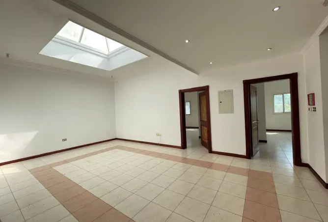 160109810 - Property Image 3