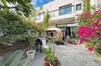 فيلا - 3 غرف نوم - 4 حمامات للبيع في القرية الغربية - الفرجان - دبي