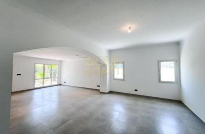 Villa - 4 - 5 for rent in Meadows 2 - Meadows - Dubai