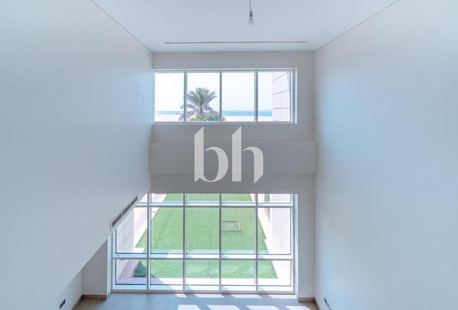 62866385 - Property Image 3