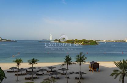 Apartment - 2 Bedrooms - 3 Bathrooms for rent in Al Hatimi - Shoreline Apartments - Palm Jumeirah - Dubai
