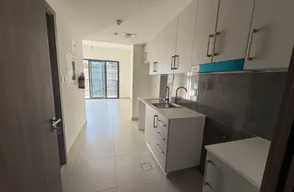 Apartment - Studio - 1 Bathroom for rent in Jawaher Residences - Maryam Island - Al Khan - Sharjah Apartment - Studio - 1 Bathroom for rent in Jawaher Residences - Maryam Island - Al Khan - Sharjah