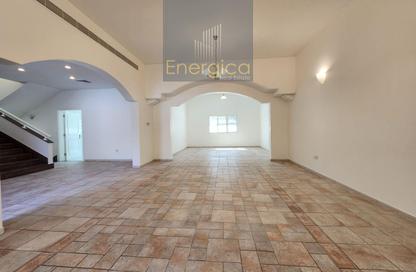 Villa - 4 Bedrooms - 4 Bathrooms for rent in Umm Suqeim 1 - Umm Suqeim - Dubai Villa - 4 Bedrooms - 4 Bathrooms for rent in Umm Suqeim 1 - Umm Suqeim - Dubai