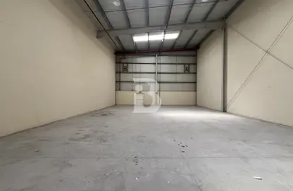 Warehouse - Studio for rent in Jebel Ali Industrial 1 - Jebel Ali Industrial - Jebel Ali - Dubai