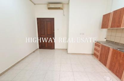 Apartment - Studio - 1 for rent in Muwailih Building - Muwaileh - Sharjah Apartment - Studio - 1 for rent in Muwailih Building - Muwaileh - Sharjah